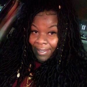 Meet your Posher, Lexie